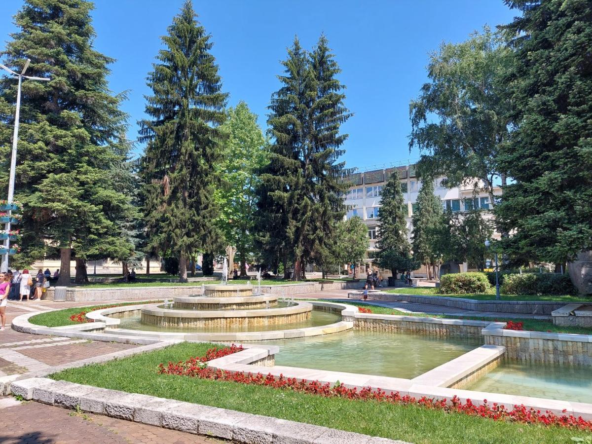 Дом Тодор И Тота Мутевски Troyan  Dış mekan fotoğraf