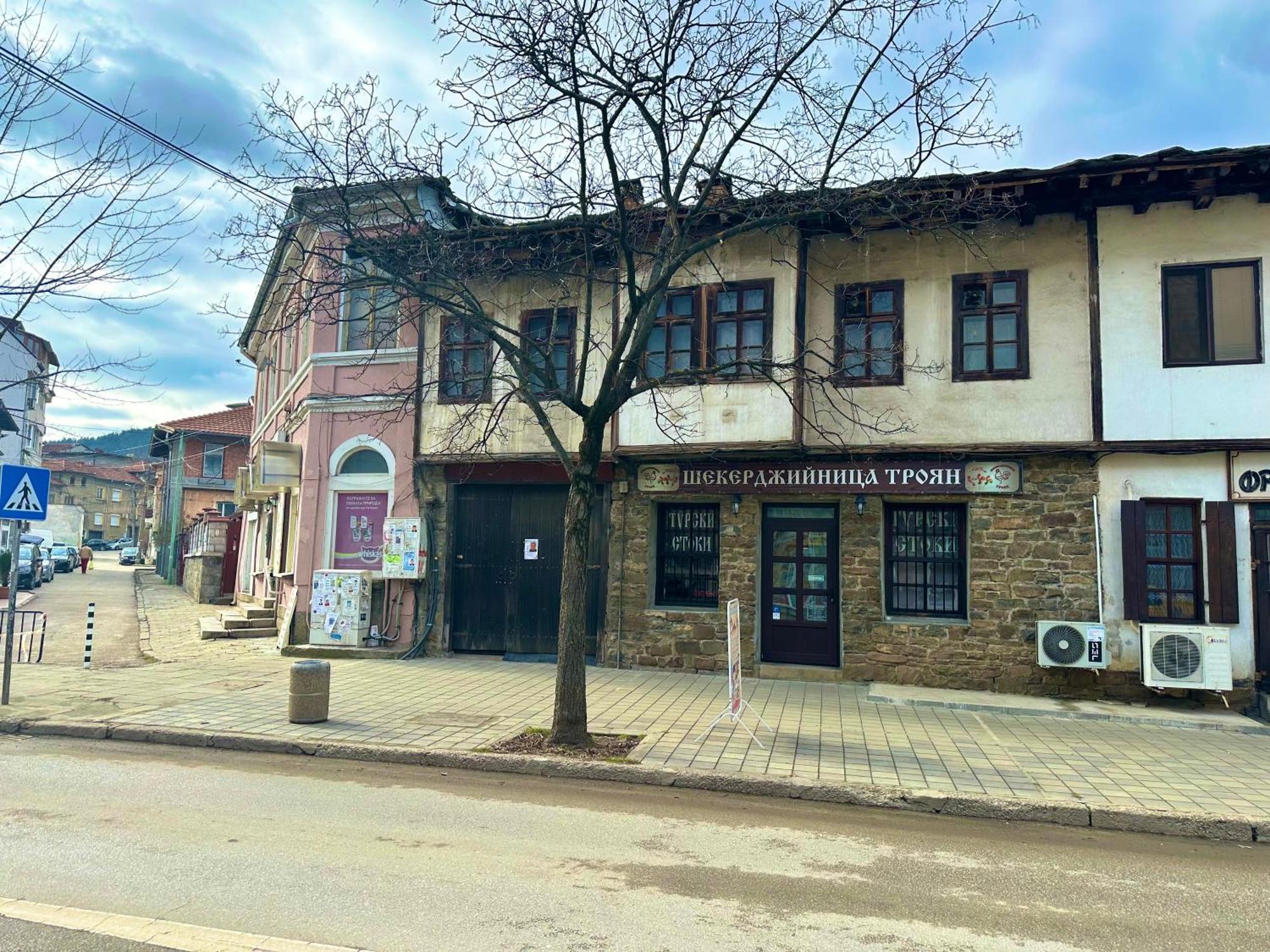 Дом Тодор И Тота Мутевски Troyan  Dış mekan fotoğraf